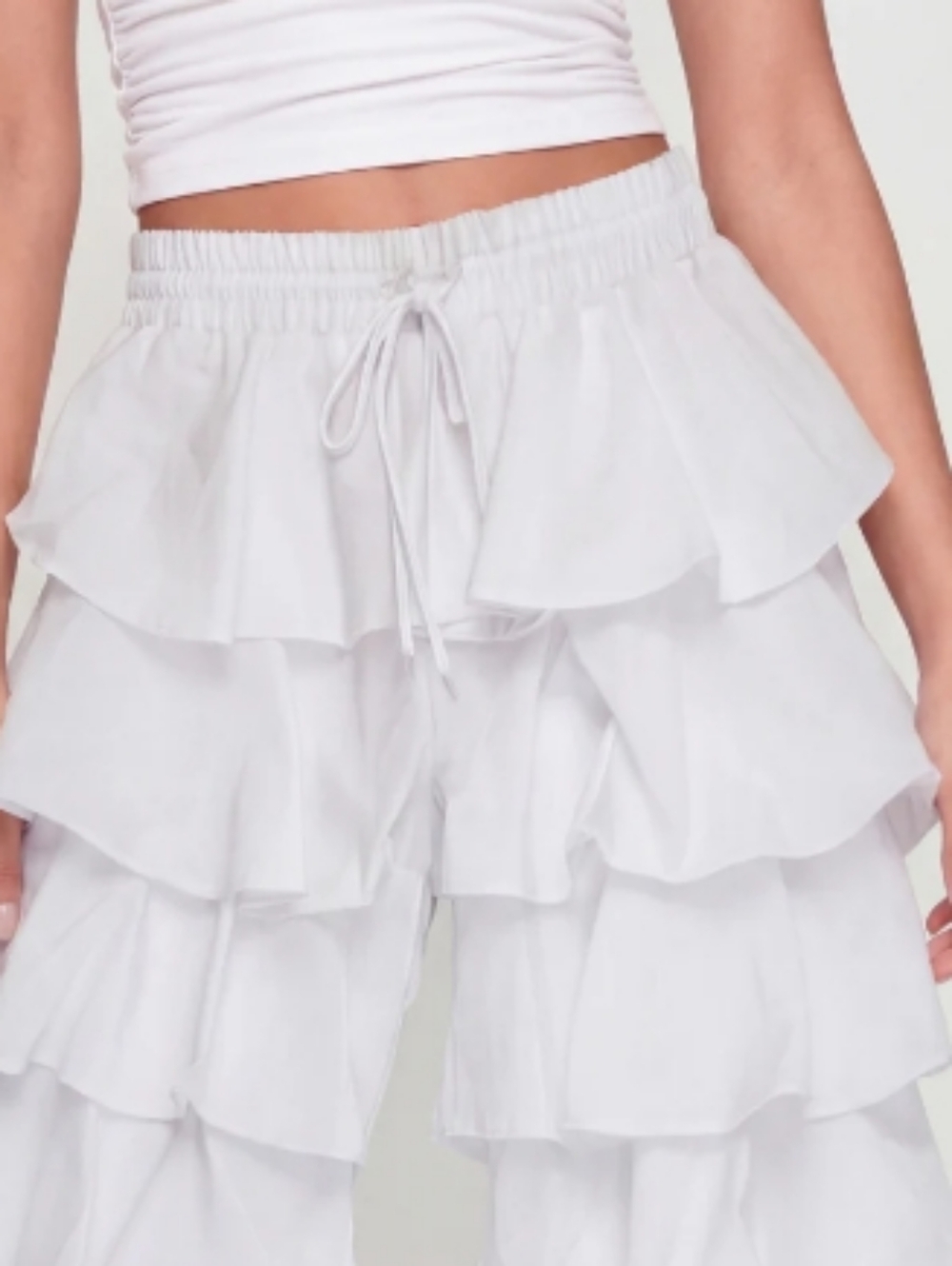 🎉WHITE PARTY Wide Leg Pilazo Ruffle Pant size Large.